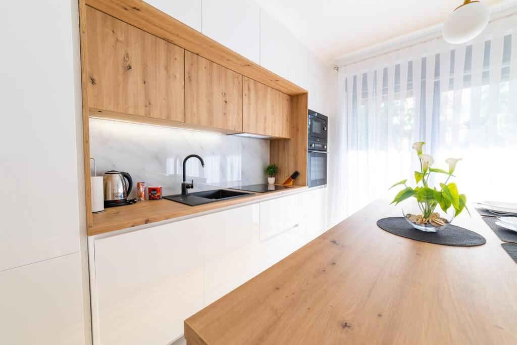 Apartman Lux Self Check-In Virovitica Exterior foto