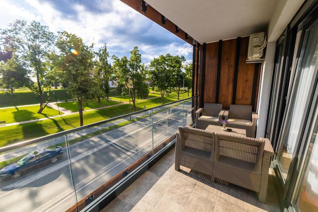 Apartman Lux Self Check-In Virovitica Exterior foto