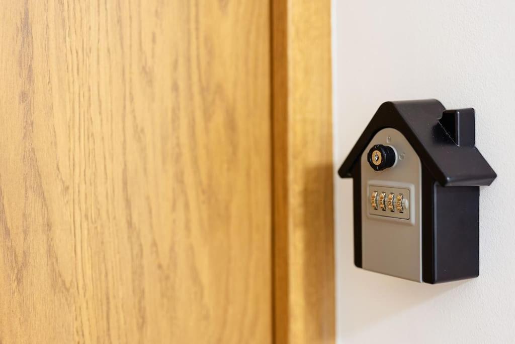 Apartman Lux Self Check-In Virovitica Exterior foto